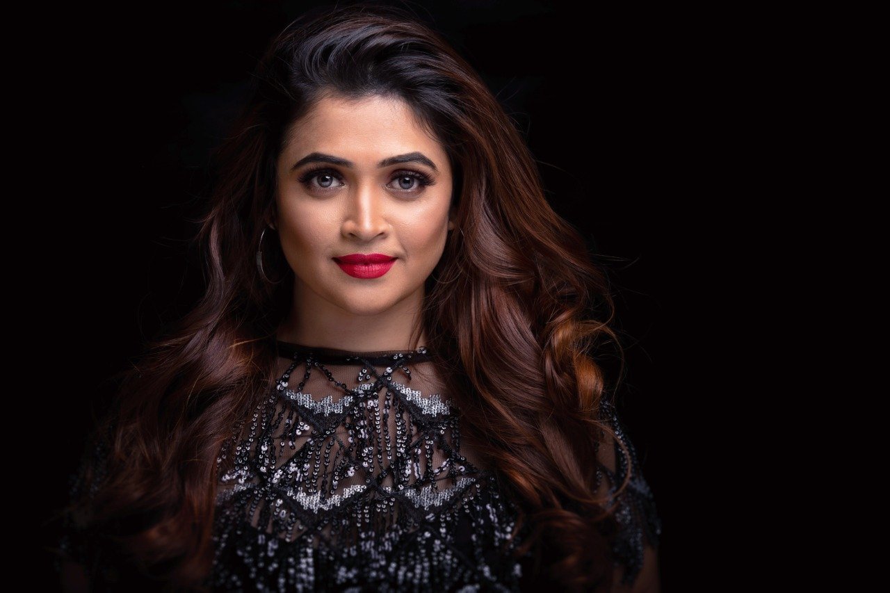 Tejaswini, makeup artist working across Pune and Mumbai