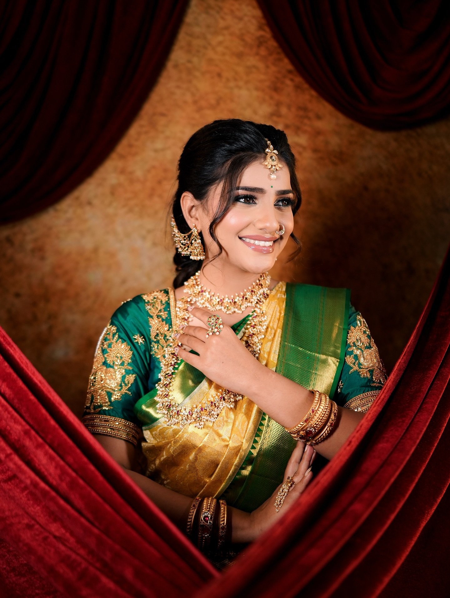 Marathi bride in green and gold saree