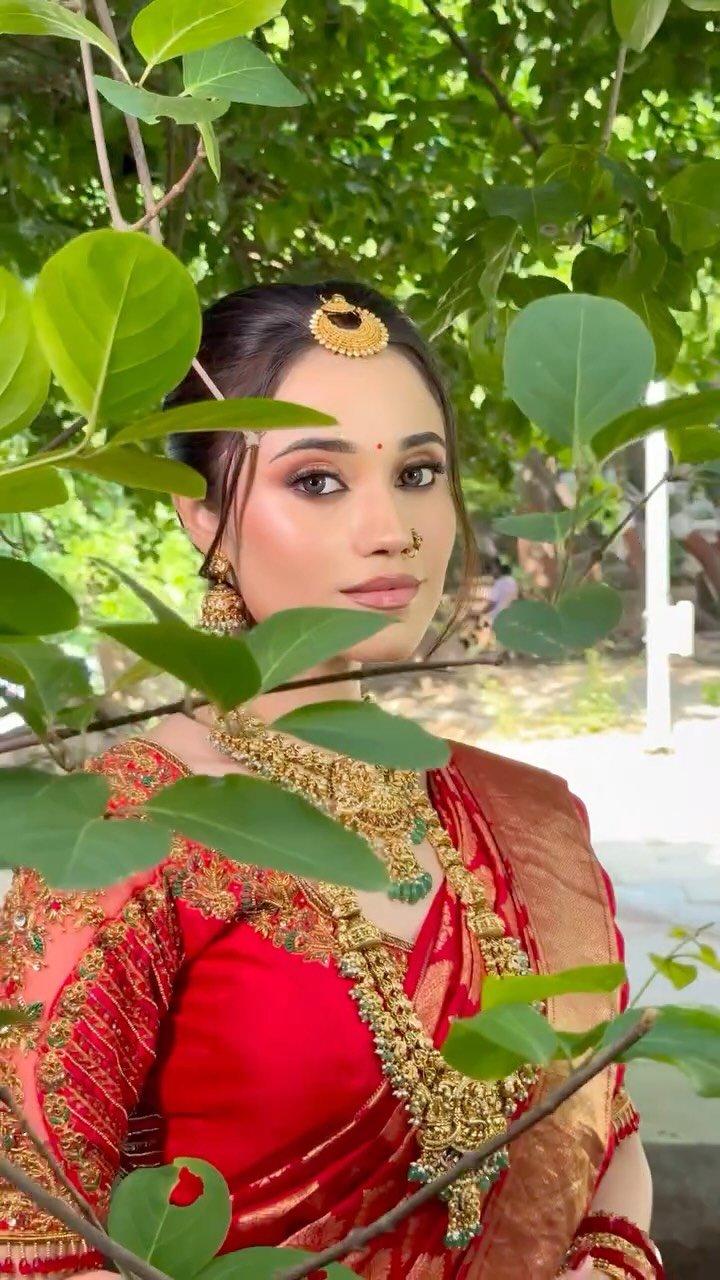 South Indian bridal makeup reel by Tejaswini