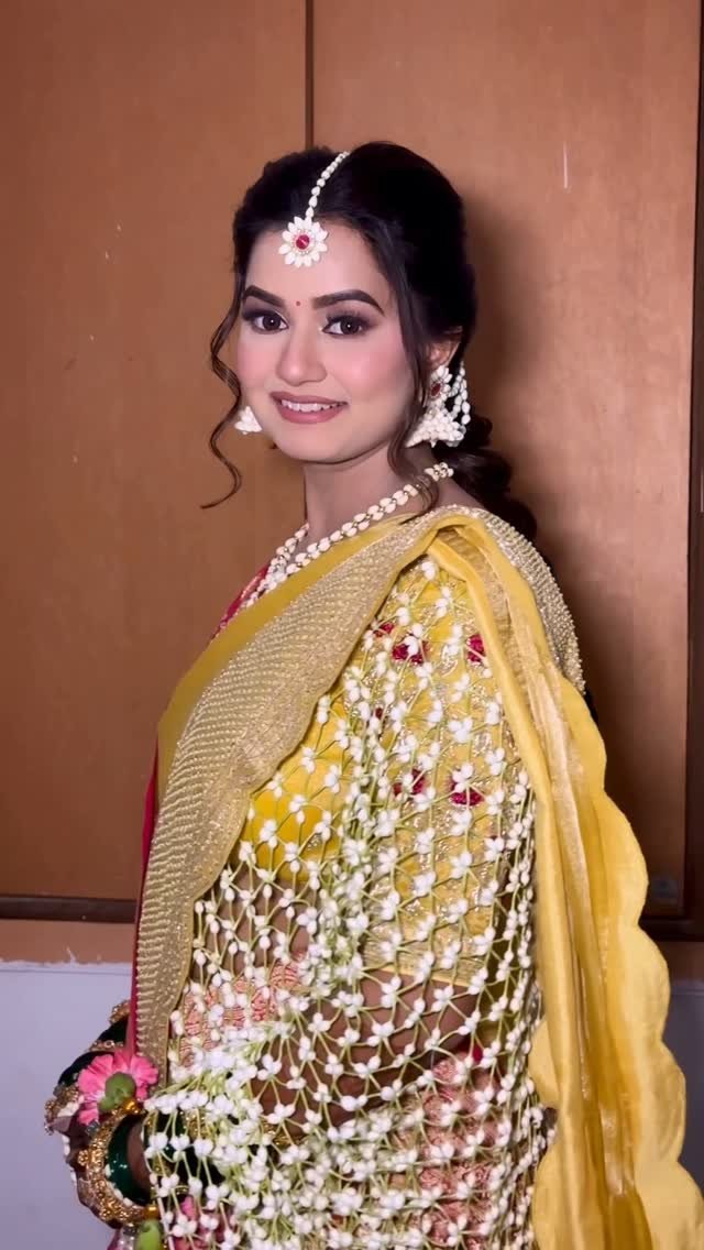 Haldi makeup look by Tejaswini for an Indian wedding