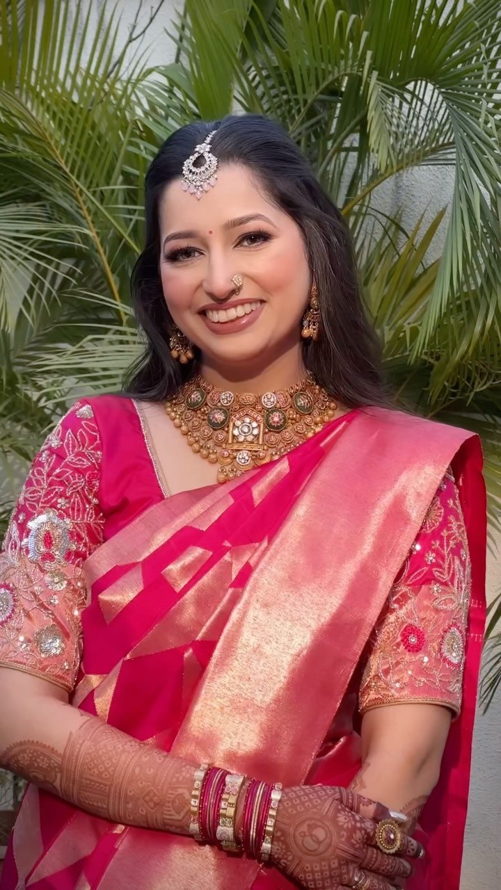 Marathi wedding makeup reel by Tejaswini Makeup Artist