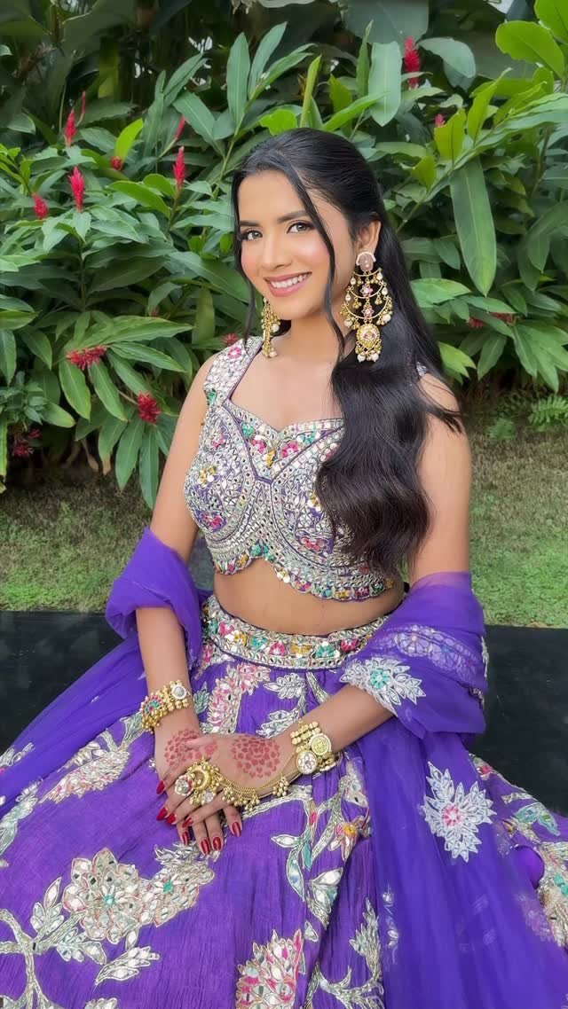 Bridal mehendi makeup reel by Tejaswini Makeup Artist
