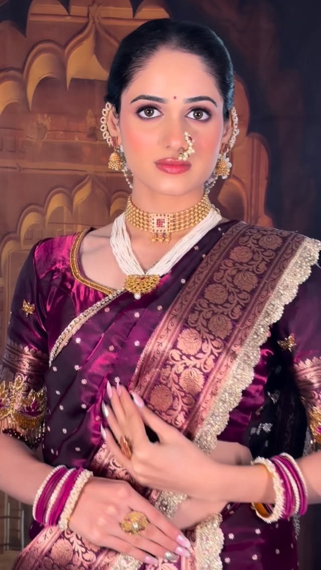 Marathi wedding makeup reel by Tejaswini Makeup Artist