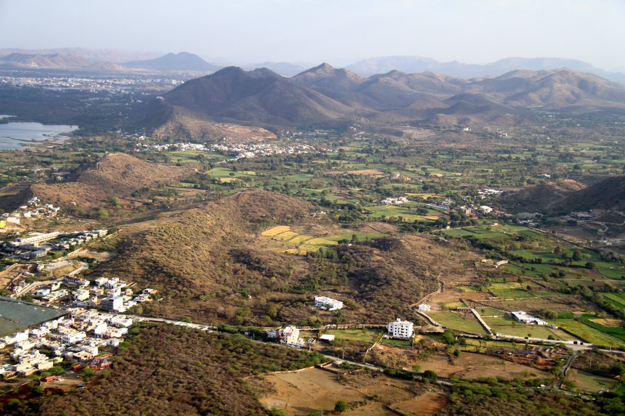 The Aravalli hills around Udaipur