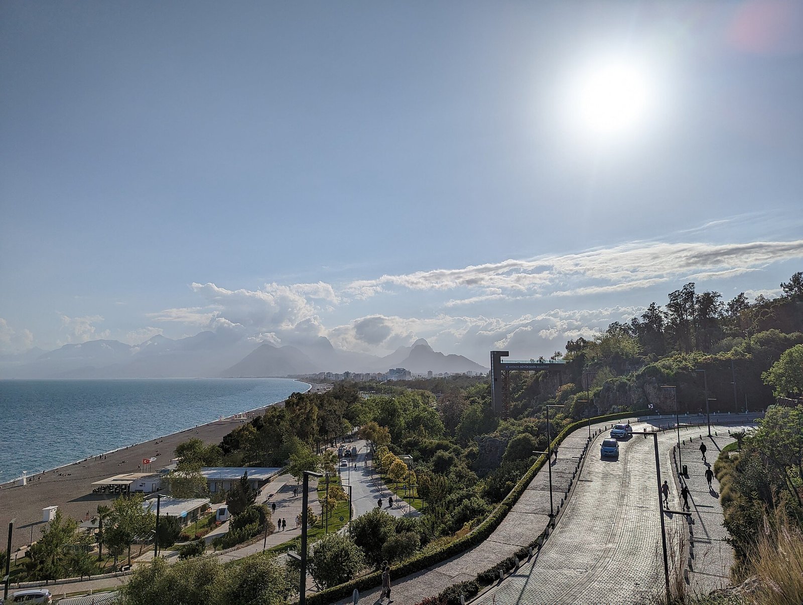 Konyaaltı beach below the Beydağları mountains, Antalya